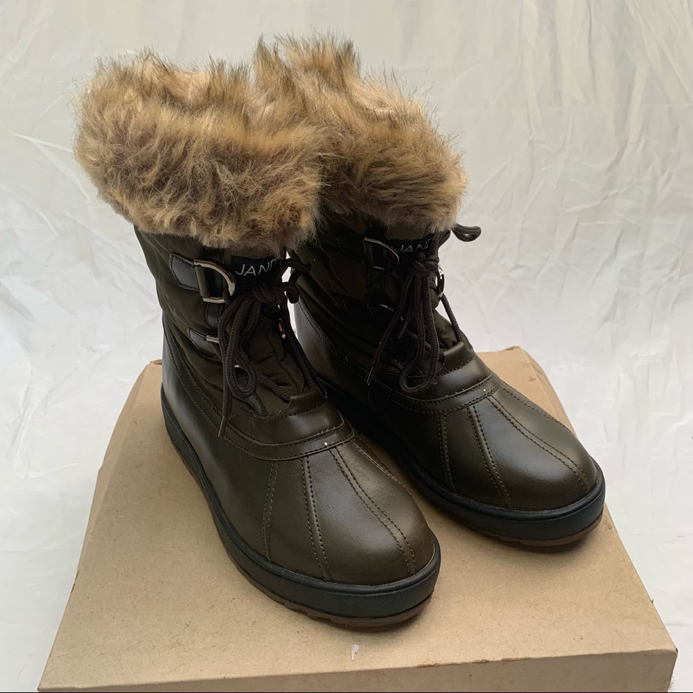 Brand New JANDS by Transco Olive & Brown Duck Boot